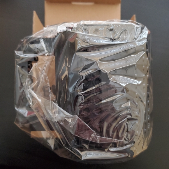 Build-On Brick Mug - Picture 3 of 4